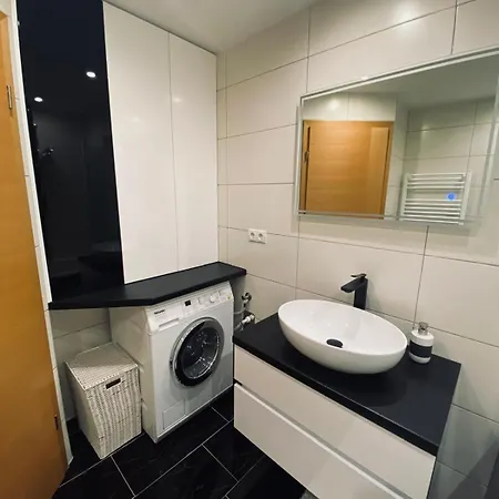 Luxurioeses Und Modernes Zum Wohlfuehlen 齐尔