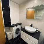 Luxurioeses Und Modernes Zum Wohlfuehlen זירל