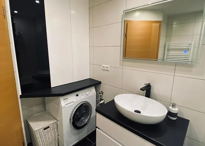 Luxurioeses Und Modernes Zum Wohlfuehlen زيرل